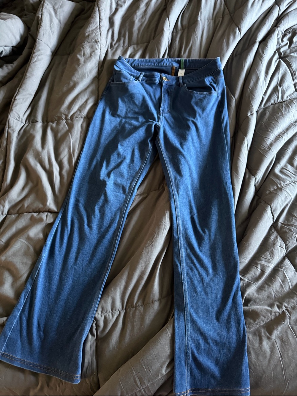 HALARA Medium Blue High-Rise Jeans